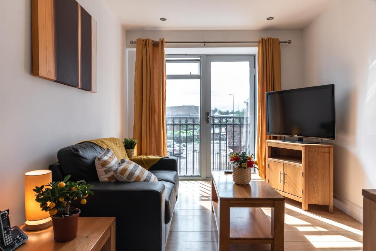 The Old Library - Modern Apartment With Rooftop Terrace Near The Train Station Newbury  Exterior photo