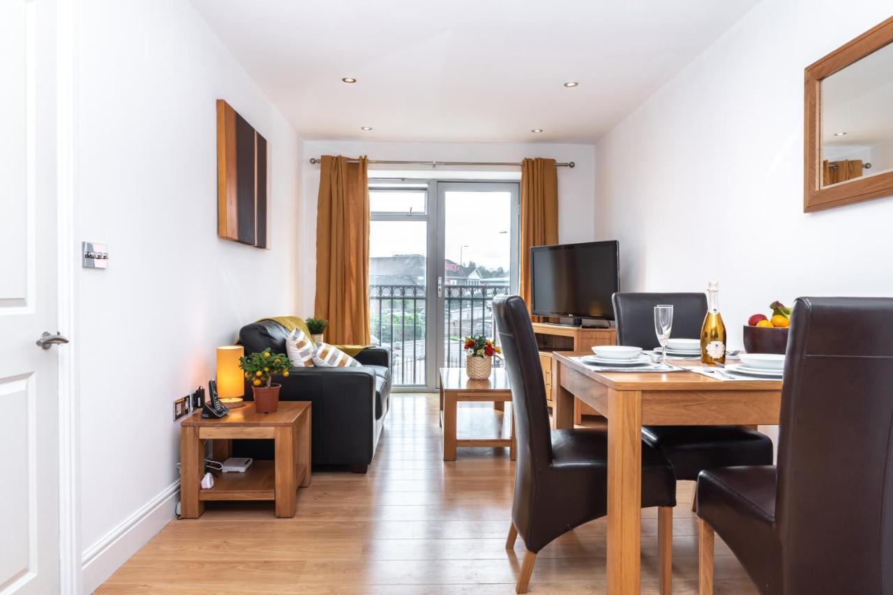 The Old Library - Modern Apartment With Rooftop Terrace Near The Train Station Newbury  Exterior photo